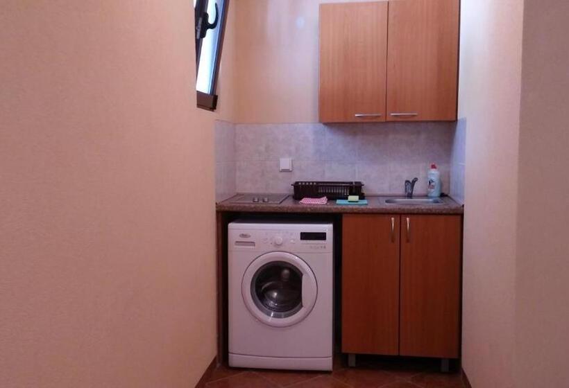 استودیوی استاندارد, Villa Budvanka Guesthouse