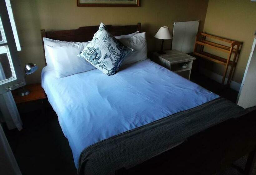 Семейный Номер, Fairy Knowe Backpackers Lodge