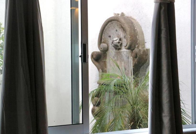 Quarto Triplo Estandar, San Sebastian