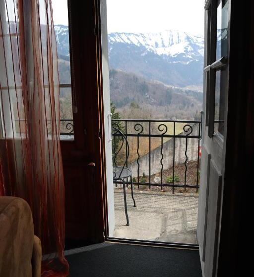 Люкс Вид на Горы, Gruyère Rooms