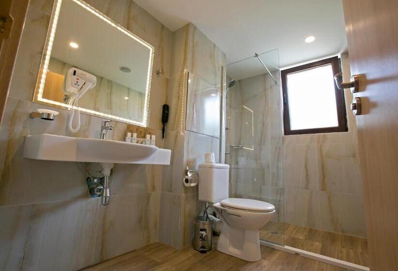 Номер Deluxe Вид на Парк, Royal Grand Hotel And Spa   All Inclusive And Free Beach Accsess