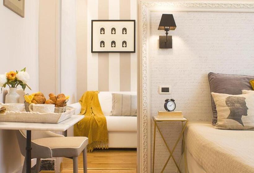 Quarto Triplo Estandar, Accanto Al Centro B&b