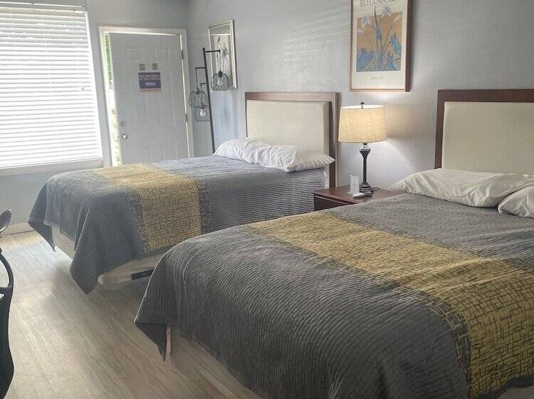 디럭스 룸, Apm Inn & Suites