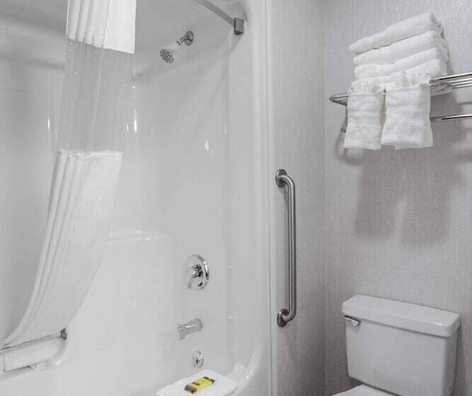 Номер Стандарт 2 Двуспальные Кровати, Best Western Plus Berkshire Hills Inn & Suites