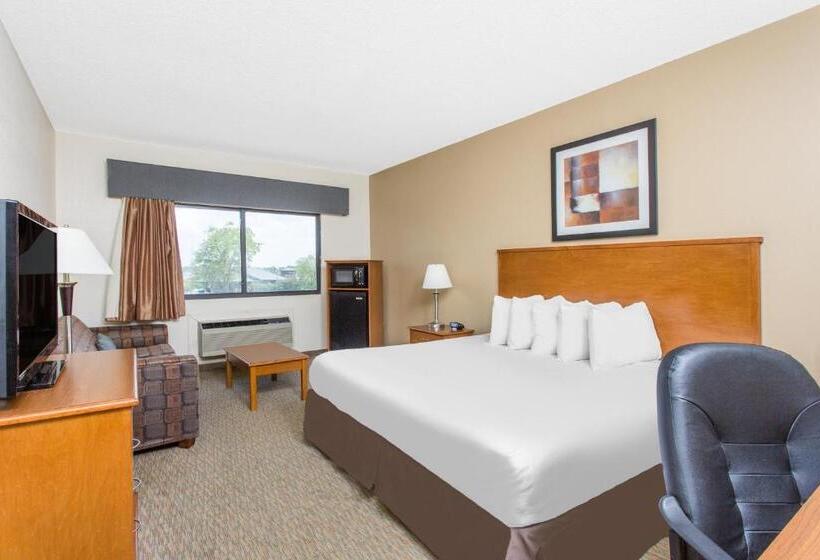 Номер Стандарт Кровать Кинг Адаптированный для Инвалидов, Days Inn By Wyndham Phenix City Near Fort Moore