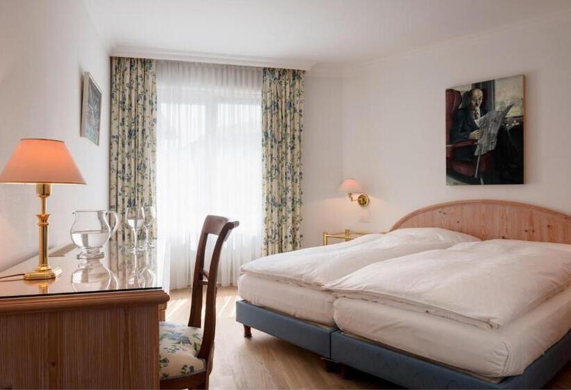اتاق لوکس, Kunsthotel Linde Garni