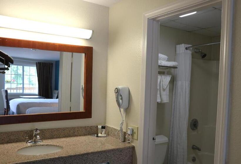 Номер Стандарт, Sunbird Cape Cod Resort