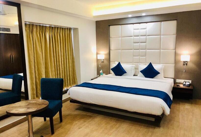 Номер Superior, The Grand Asansol