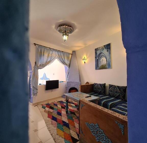 Студия Стандарт, Casa Blue Star