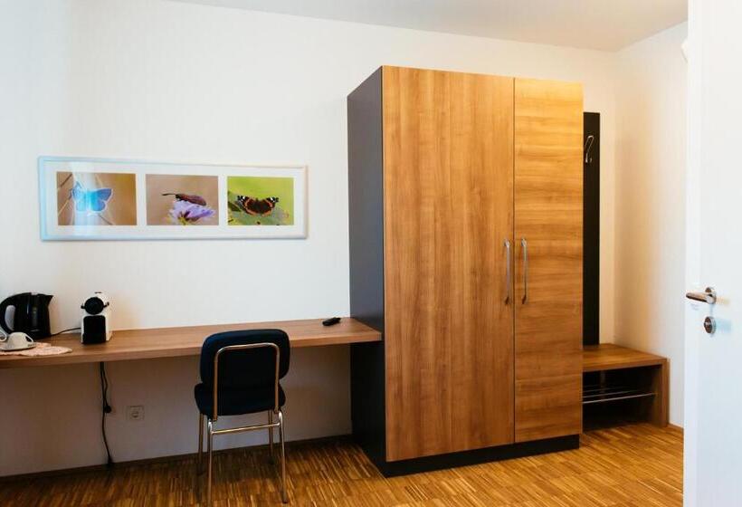 Номер Стандарт, Aparthotel Heuberger