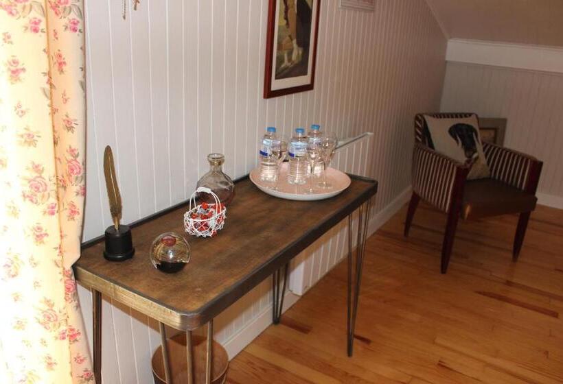 Четырехместный Номер Стандарт, Le Chalet Des Pesettes