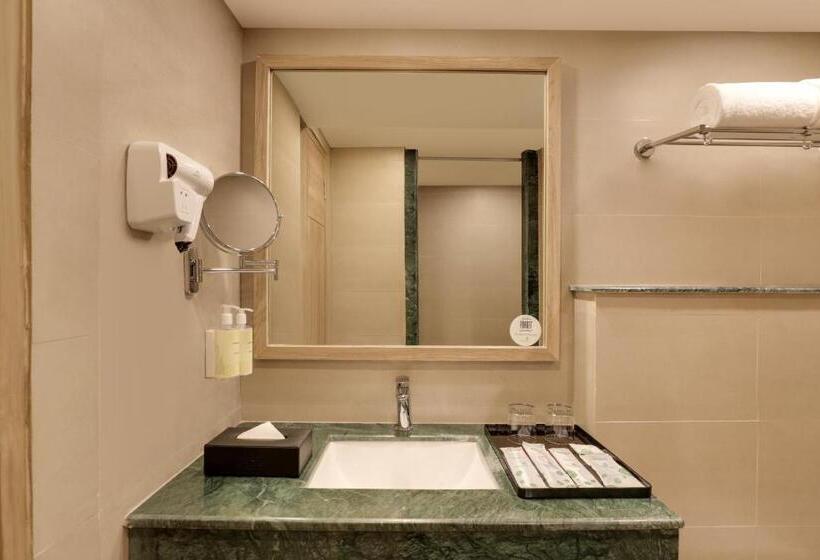 Президентский Люкс, Lemon Tree Hotel Tapovan Rishikesh