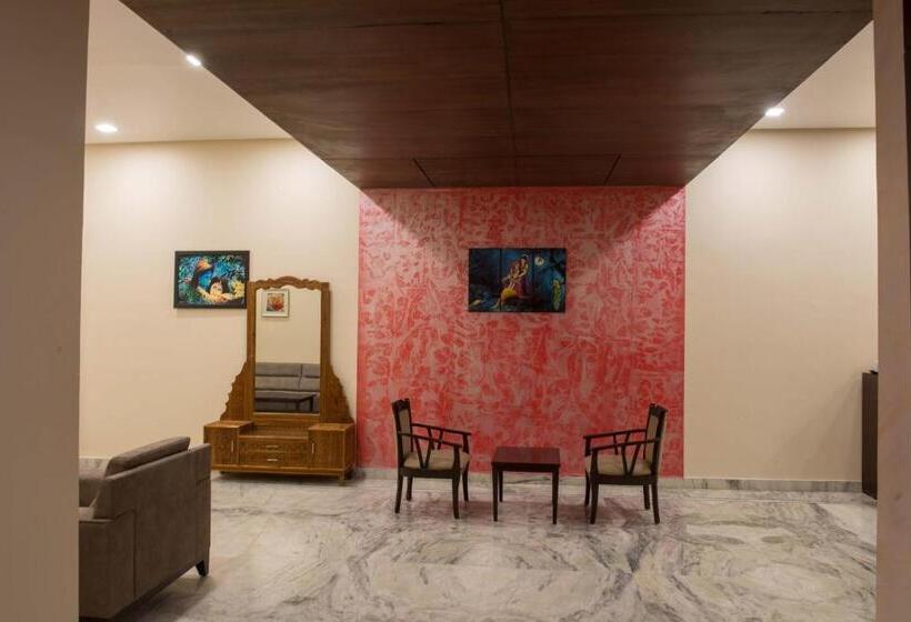 Люкс Вид на Сад, Sun Hotel And Resort, Mount Abu