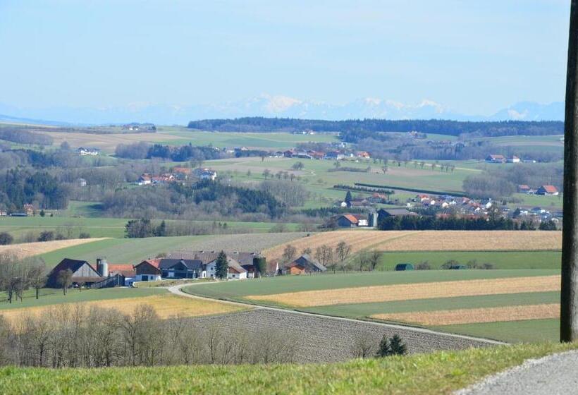 Номер Стандарт, Schnatterhof