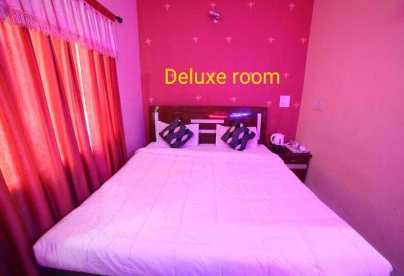 Номер Deluxe, Del
