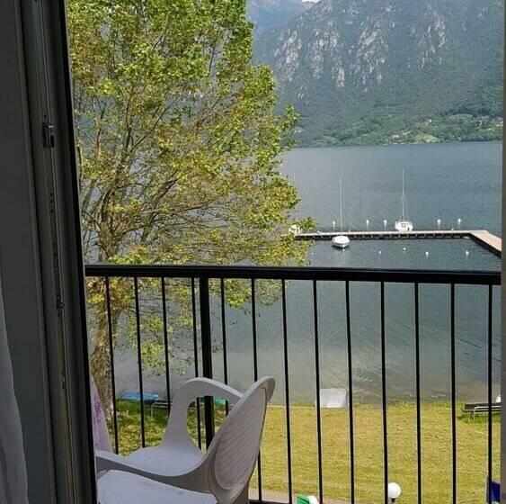 Номер Стандарт Вид на Озеро, Al Lago