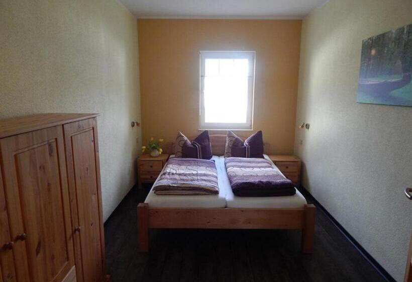 Апартаменты 1 Спальня Вид на Сад, Pension + Apartments Tor Zum Spreewald