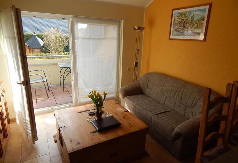 Апартаменты 1 Спальня Вид на Сад, Pension + Apartments Tor Zum Spreewald