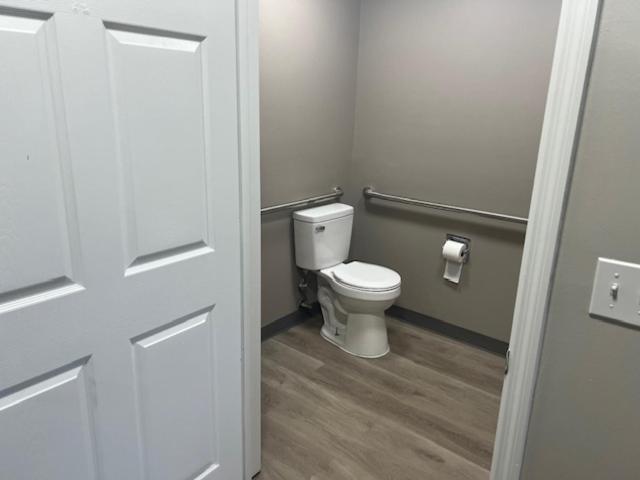חדר סטנדרט עם מיטת קינג, Baymont By Wyndham Lakeland