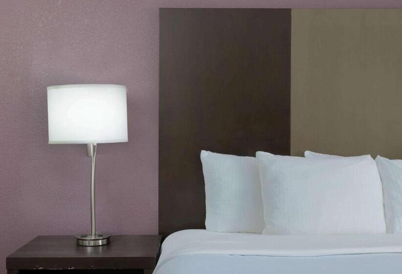Номер Superior, La Quinta By Wyndham Snellville   Stone Mountain