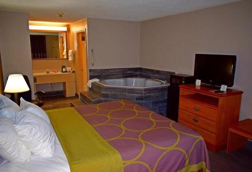 Люкс Deluxe Кровать Кинг, Super 8 By Wyndham Fort Chiswell Wytheville Area