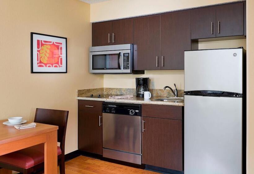 스위트, Towneplace Suites By Marriott Dallas Bedford