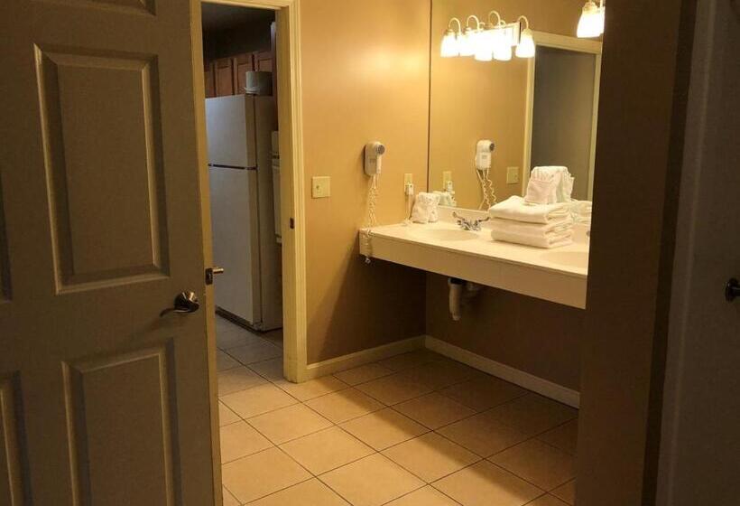 Люкс Deluxe Кровать Кинг, Vacation Village In The Berkshires