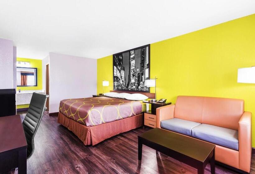 Люкс Deluxe Кровать Кинг, Super 8 By Wyndham Prattville Montgomery