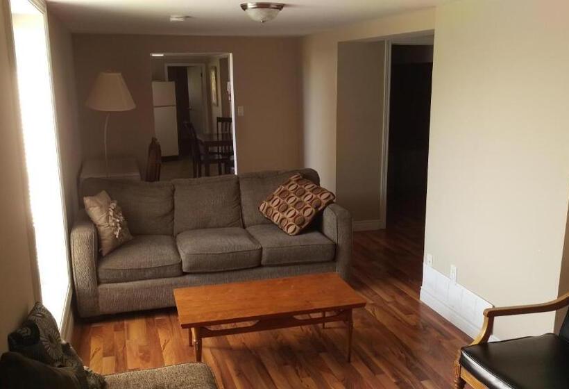 带3个卧室的公寓, Bay Lake Inn   Frontiersman Motel