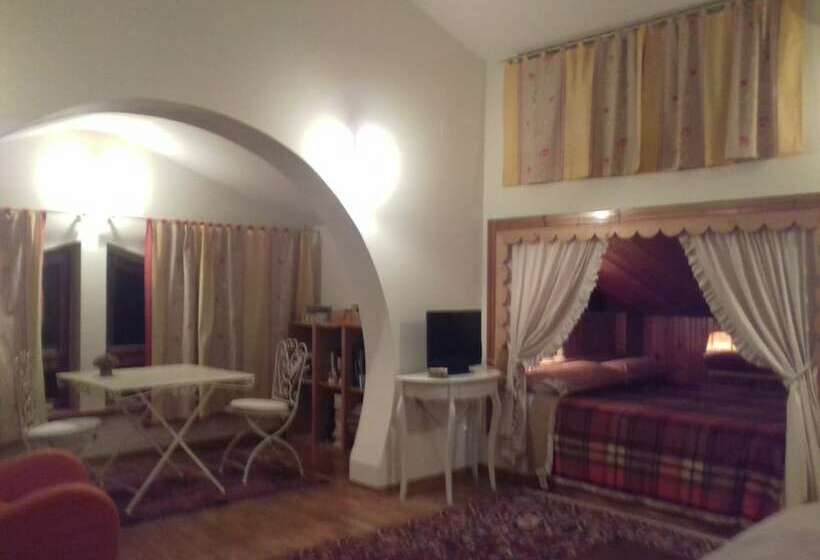 سوئیت 2 خوابه, Villa Carol Appartamento E B&b