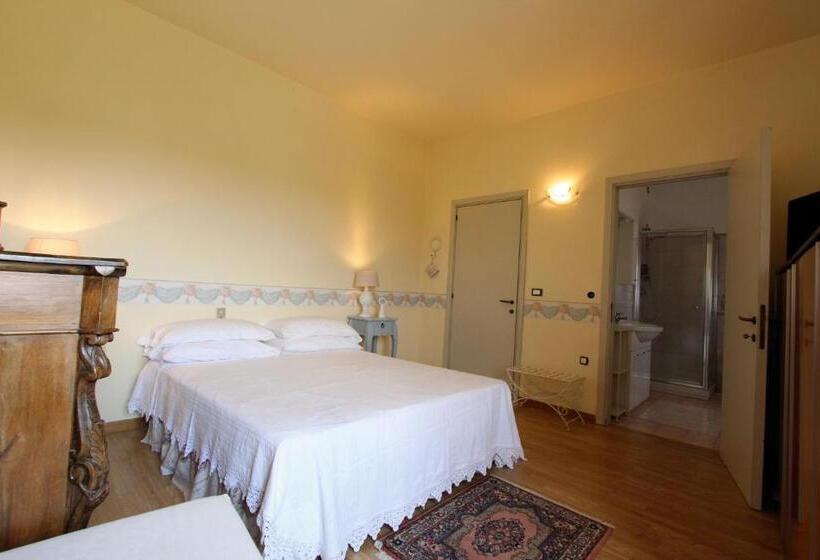Номер Стандарт Трехместный, Villa Carol Appartamento E B&b