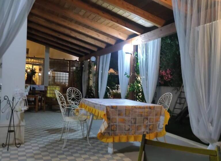 Номер Стандарт Трехместный, Villa Carol Appartamento E B&b