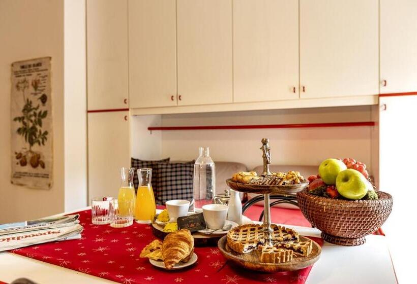 اتاق خانوادگی, Aparthotel Claviere