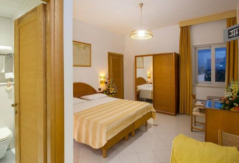 اتاق استاندارد سه نفره, Ecoresort Le Sirene   Caroli Hotels