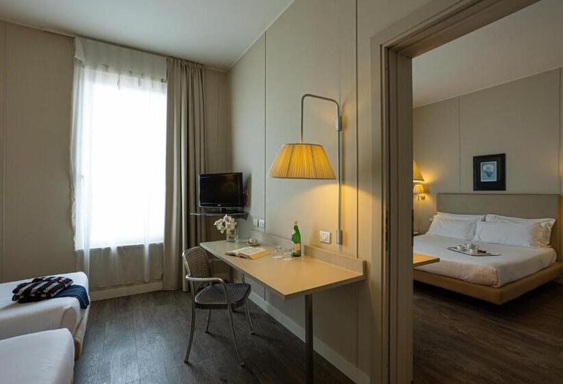 Семейный Номер Классика, Cosmo Hotel Palace