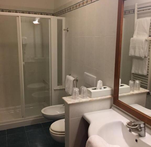 Четырехместный Номер Стандарт, Villa Venezia