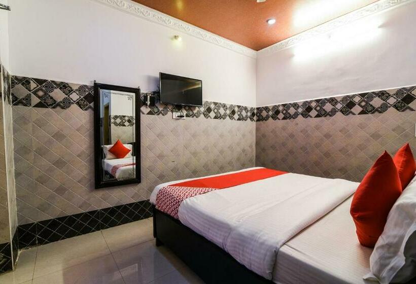 Номер Стандарт, Oyo 33005 Jkr Residency