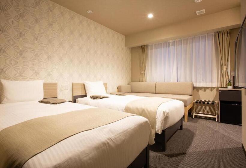 Номер Deluxe, Kuretake Inn Osaka Midousuji Hommachi