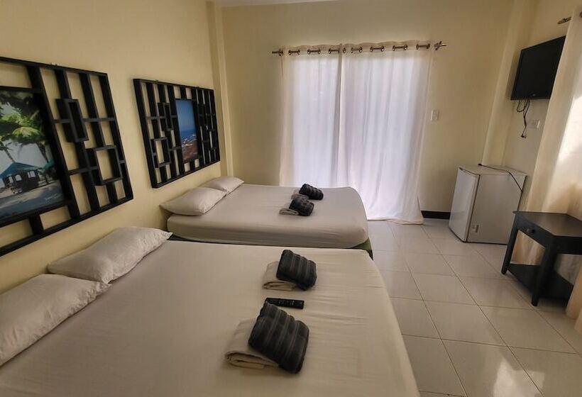 Четырехместный Номер Стандарт, Bakasyunan Resort And Conference Center   Tanay