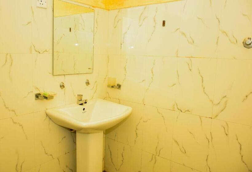 Трехместный Номер Deluxe, Araliya