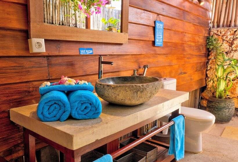 Бунгало Deluxe, Loedi Bungalows Rote