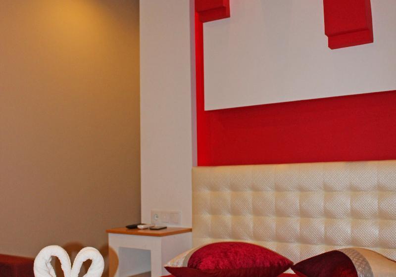 디럭스 룸, Comfort Suites Londrina