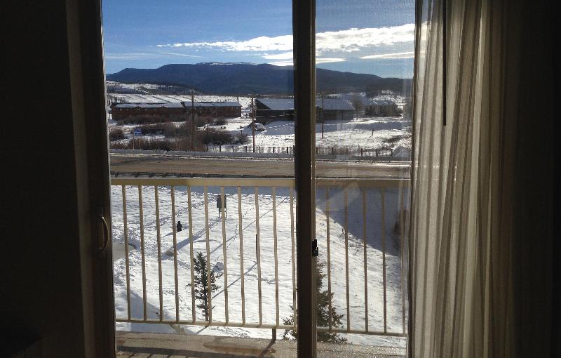 Люкс Кровать Кинг, Holiday Inn Express Hotel & Suites Fraser Winter Park Area, An Ihg