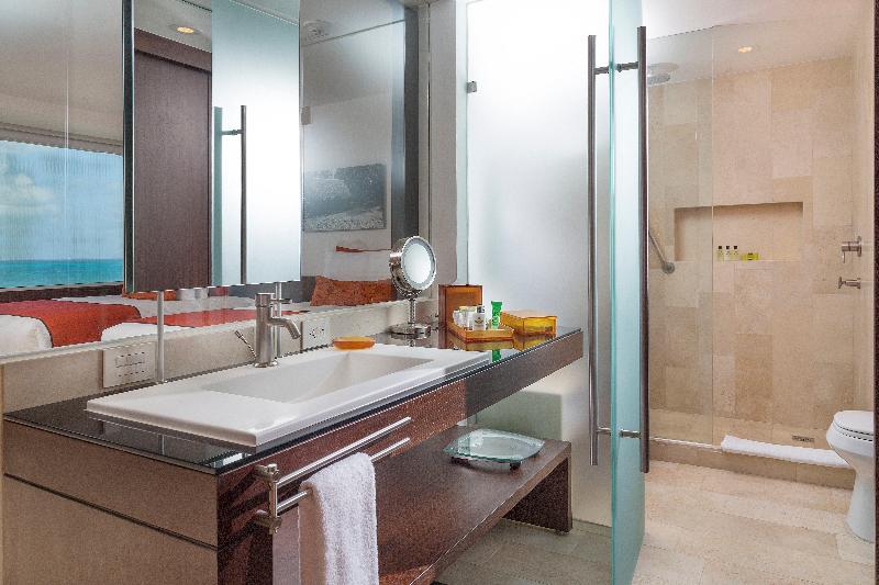Cameră Clasică cu Vedere la Mare, Intercontinental Presidente Cancun Resort