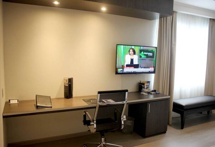주니어 스위트, Sol De Oro Hotel & Suites