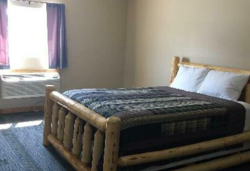 标准三人间, Big Horse Inn And Suites