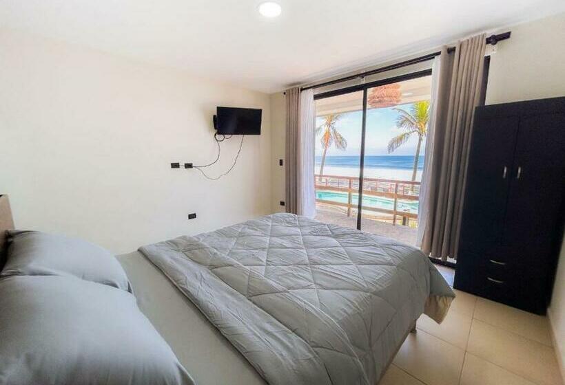 Deluxe Suite Sea View, Reef On The Water