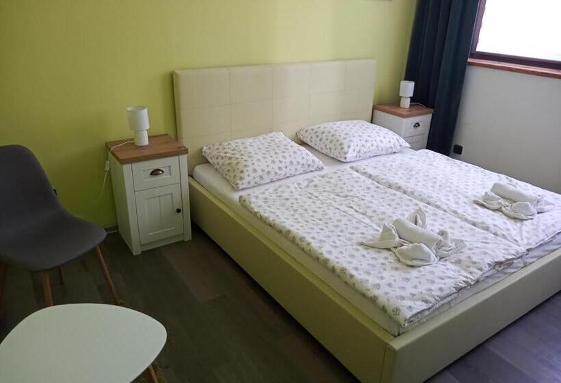 Номер Deluxe, Waldhof