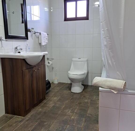 Дом 4 Спальни, Cabanas Senderos Puyuhuapi