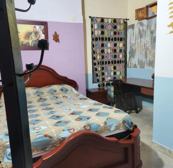 Номер Deluxe, Atenas Jericó